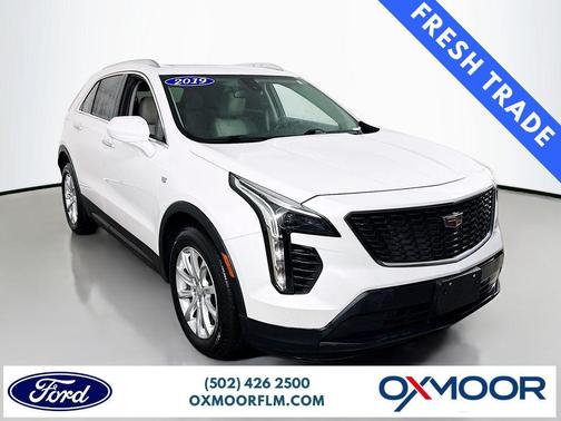 Crystal White Tri-Coat 2019 Cadillac XT4 Luxury