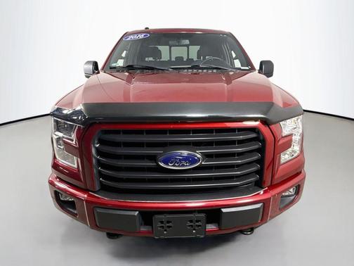 Ruby Red Metallic Tinted Clearcoat 2016 Ford F-150 XLT