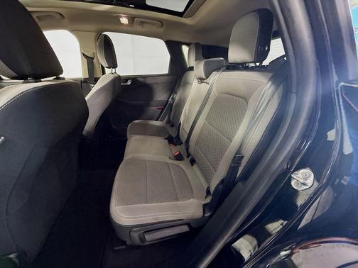 Agate Black Metallic 2020 Ford Escape SE