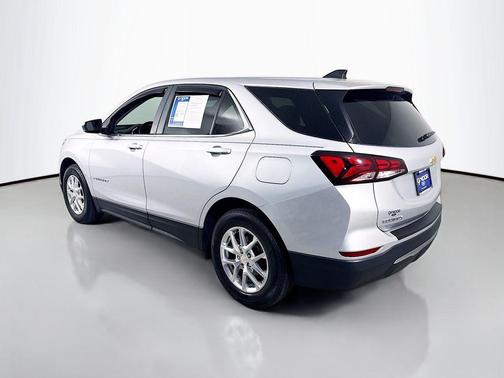 Silver Ice Metallic 2022 Chevrolet Equinox 1LT