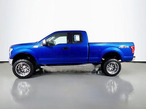 Lightning Blue 2017 Ford F-150 XLT