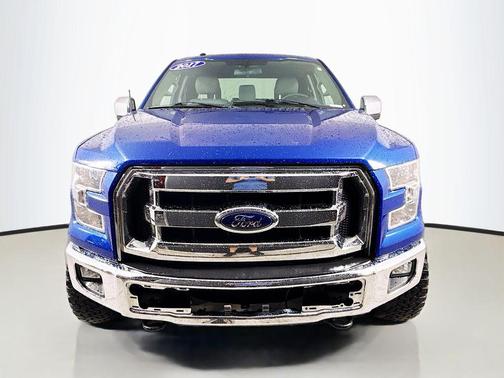 Lightning Blue 2017 Ford F-150 XLT
