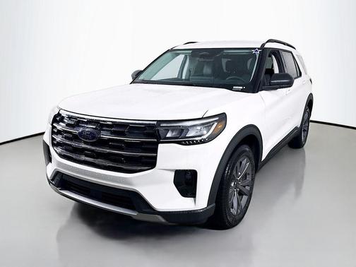 Star White 2026 Ford Explorer Active