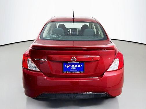 2019 Nissan Versa 1.6 SV