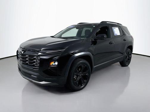 Mosaic Black Metallic 2025 Chevrolet Equinox LT