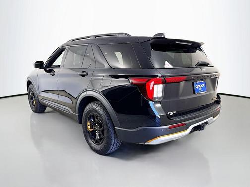 Agate Black Metallic 2026 Ford Explorer Tremor