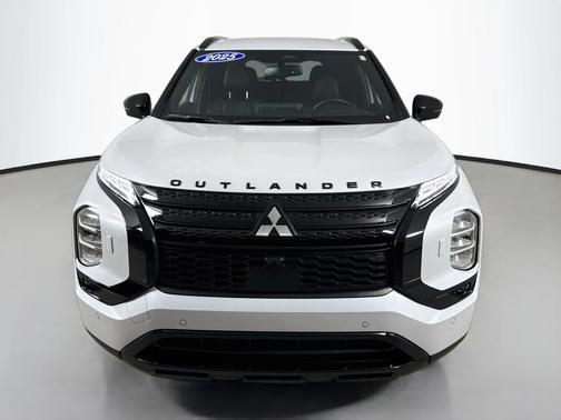 White Diamond 2025 Mitsubishi Outlander PHEV SEL EDITION