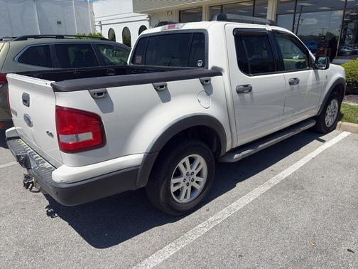 White Suede Clearcoat Metallic 2008 Ford Explorer Sport Trac XLT