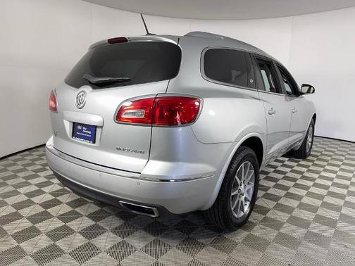 2017 Buick Enclave CONVENIENCE
