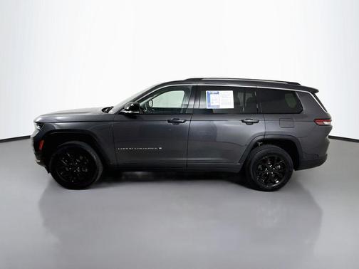 Metallic 2022 Jeep Grand Cherokee L Limited