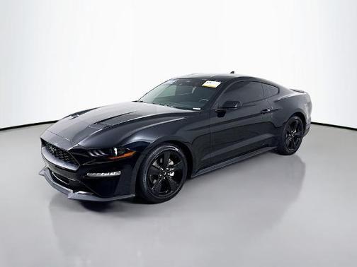 2022 Ford Mustang ECOBOOST