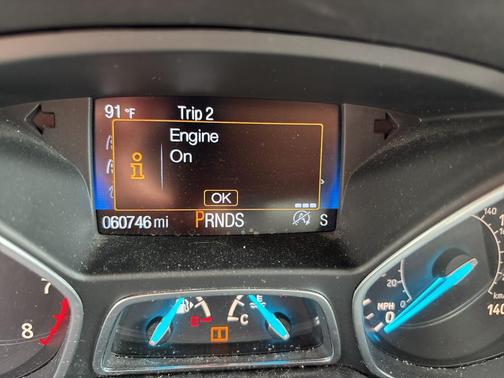 Canyon Ridge Metallic 2017 Ford Escape SE