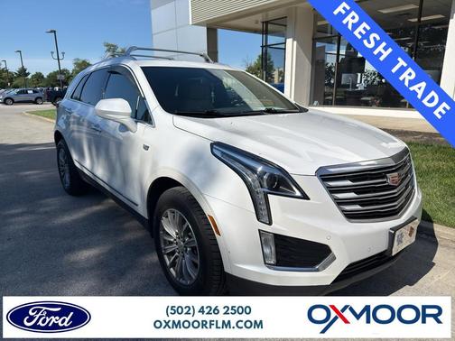 Crystal White Tri-Coat 2018 Cadillac XT5 Luxury