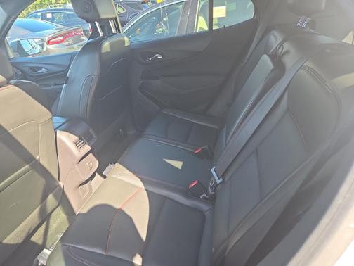 Sterling Gray Metallic 2024 Chevrolet Equinox RS