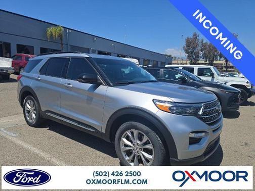 Iconic Silver Metallic 2024 Ford Explorer XLT