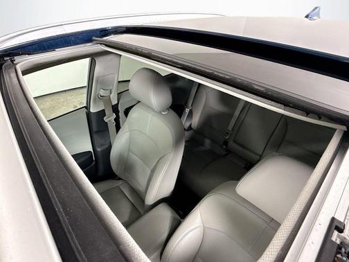 2021 Kia Niro EX Premium