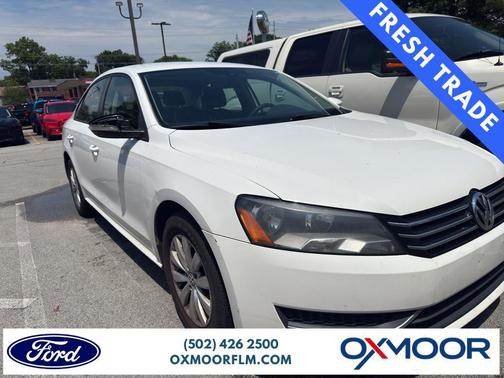 Candy White 2012 Volkswagen Passat 2.5 S