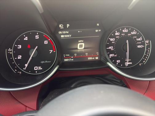 Alfa White 2018 Alfa Romeo Giulia Ti