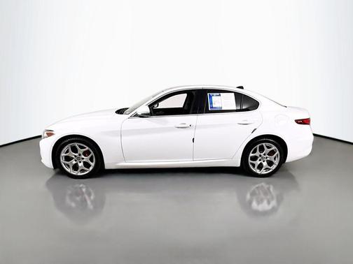 Alfa White 2018 Alfa Romeo Giulia Ti