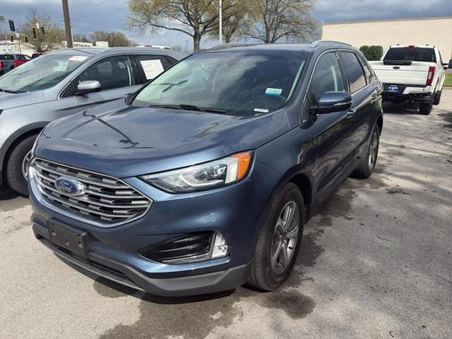 Blue Metallic 2019 Ford Edge SEL