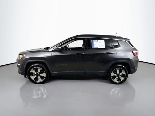 Granite Crystal Clearcoat Metallic 2018 Jeep Compass Latitude