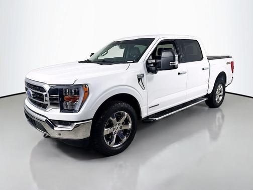 Oxford White 2023 Ford F-150 XLT