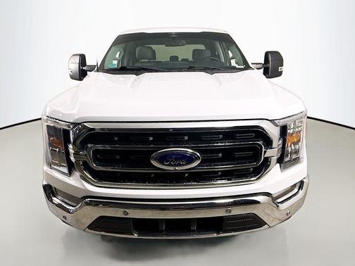 Oxford White 2023 Ford F-150 XLT