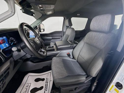 Oxford White 2023 Ford F-150 XLT