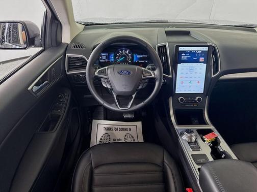 Iconic Silver Metallic 2023 Ford Edge SEL