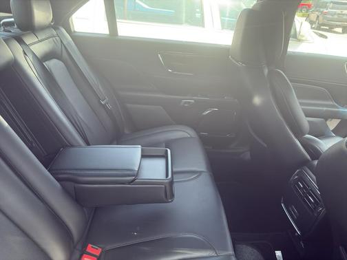 Black Velvet 2018 Lincoln Continental Select