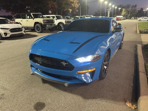 2022 Ford Mustang ECOBOOST