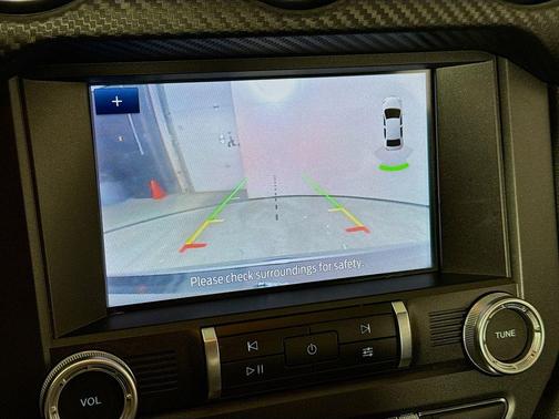 2021 Ford Mustang EcoBoost