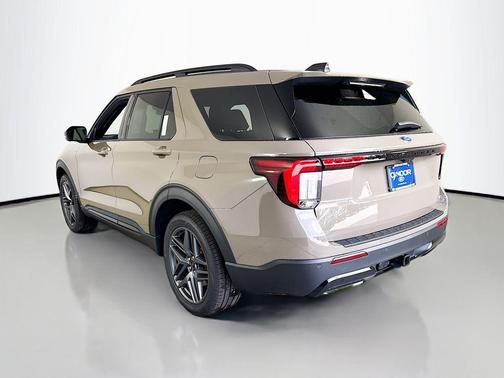 Gray 2026 Ford Explorer ST-Line