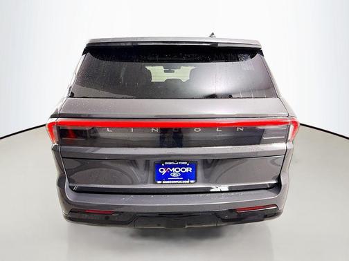 2025 Lincoln Navigator Black Label