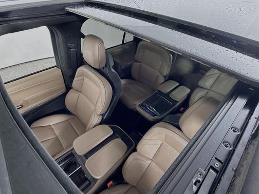 2025 Lincoln Navigator Black Label