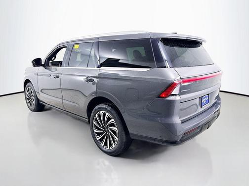 2025 Lincoln Navigator Black Label