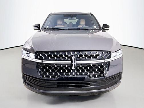 2025 Lincoln Navigator Black Label