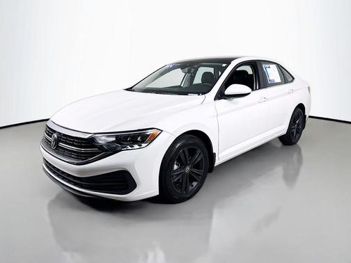 Opal White Pearl Effect 2024 Volkswagen Jetta 1.5T SE
