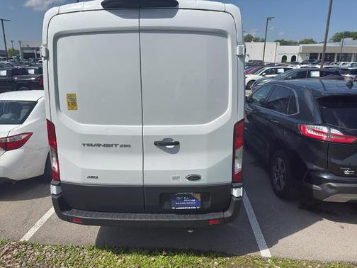 2022 Ford Transit-250 BASE