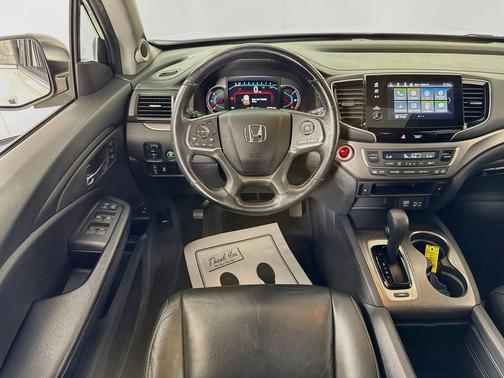 White Diamond Pearl 2019 Honda Pilot EX-L