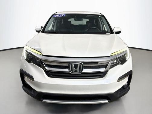 White Diamond Pearl 2019 Honda Pilot EX-L