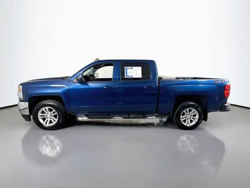 Deep Ocean Blue Metallic 2018 Chevrolet Silverado 1500 LT