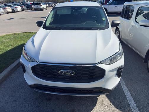 Oxford White 2023 Ford Escape Base