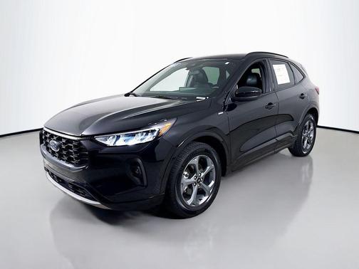 Agate Black Metallic 2023 Ford Escape ST-Line Select