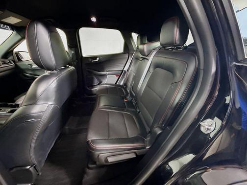 Agate Black Metallic 2023 Ford Escape ST-Line Select