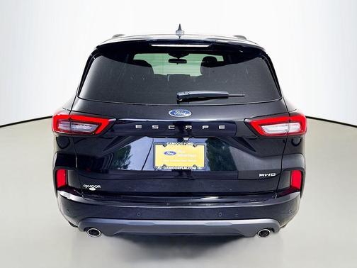 Agate Black Metallic 2023 Ford Escape ST-Line Select