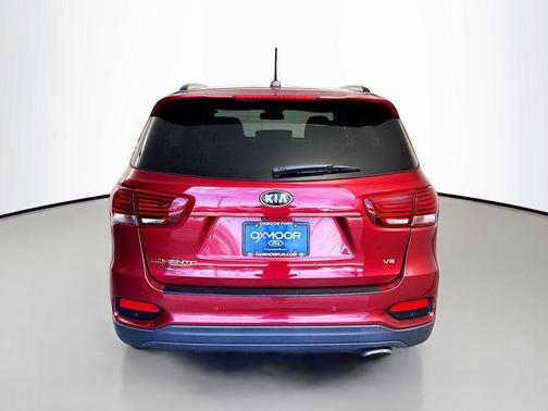2019 Kia Sorento S V6