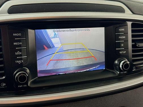 Passion Red 2019 Kia Sorento S V6