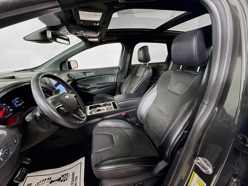 2022 Ford Edge ST