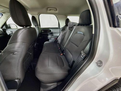 Oxford White 2024 Ford Bronco Sport Badlands